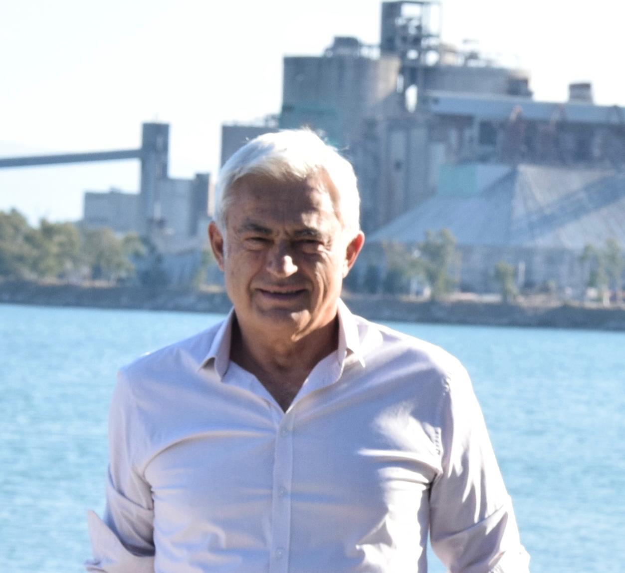 Cover Image for Ο Γιώργος Σπύρου στον Αργύρη Ντινόπουλο “Οι παράνομες χωματερές έχουν “πλημμυρίσει” τον τόπο μας
